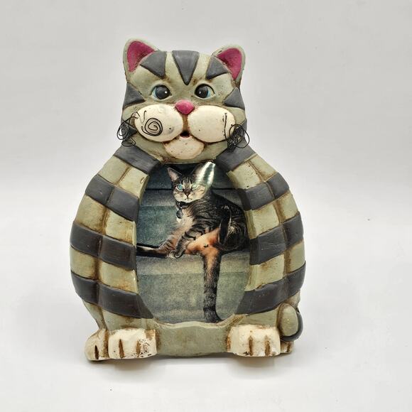 Folk-Art Inspired Whimsical Cat Picture Frame - Cheshire Photo Cat Frame - Picture 1 of 4